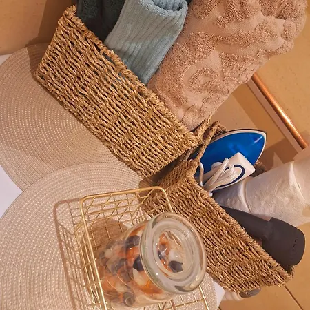 Na Kolejowej 아파트
